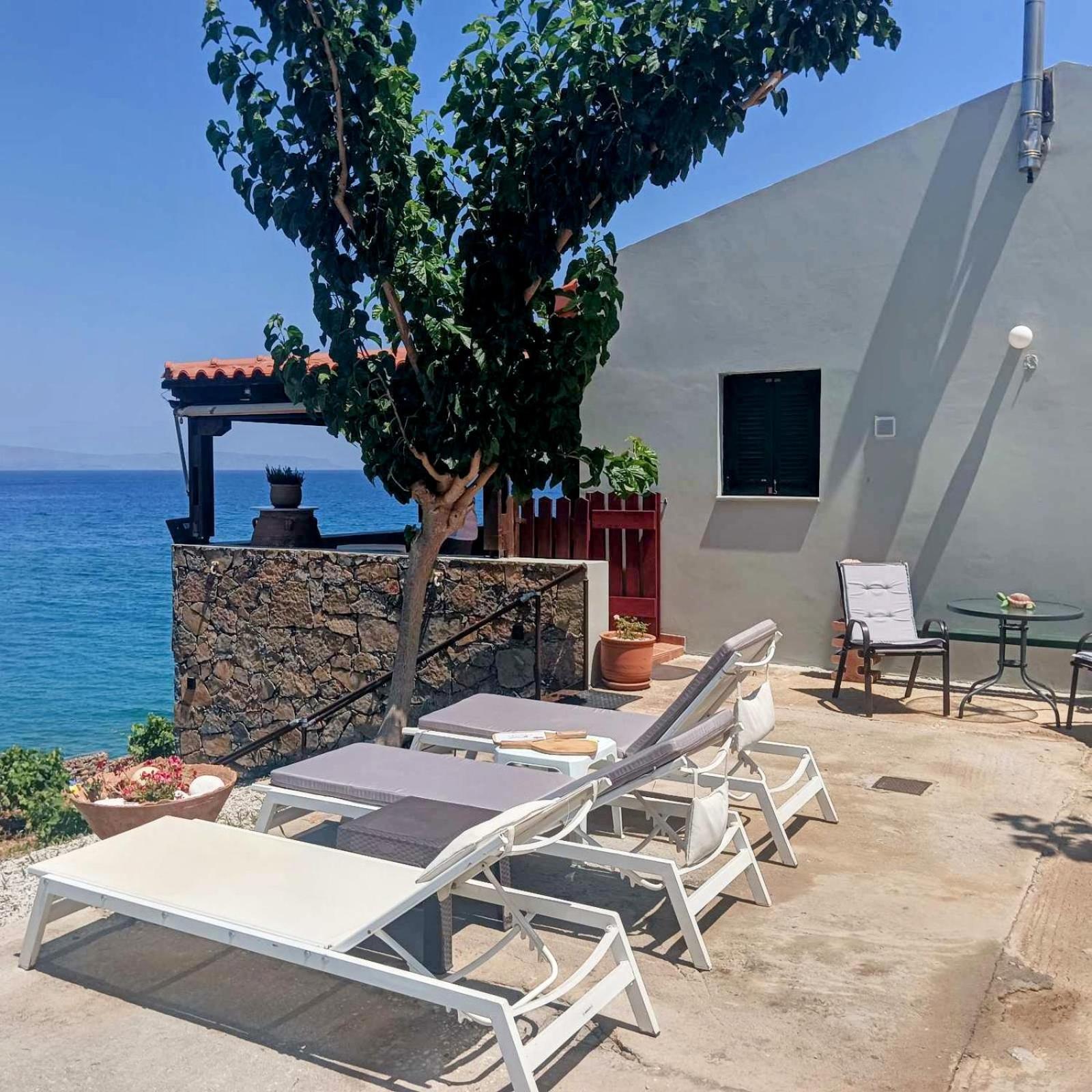 Tholos Alexandra'S Beachfront House Kavoúsion Zewnętrze zdjęcie