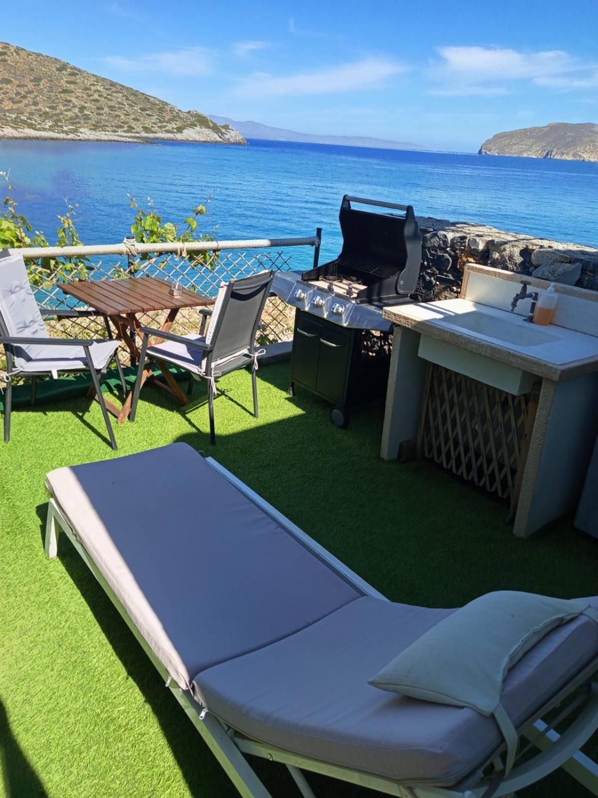 Tholos Alexandra'S Beachfront House Kavoúsion Zewnętrze zdjęcie