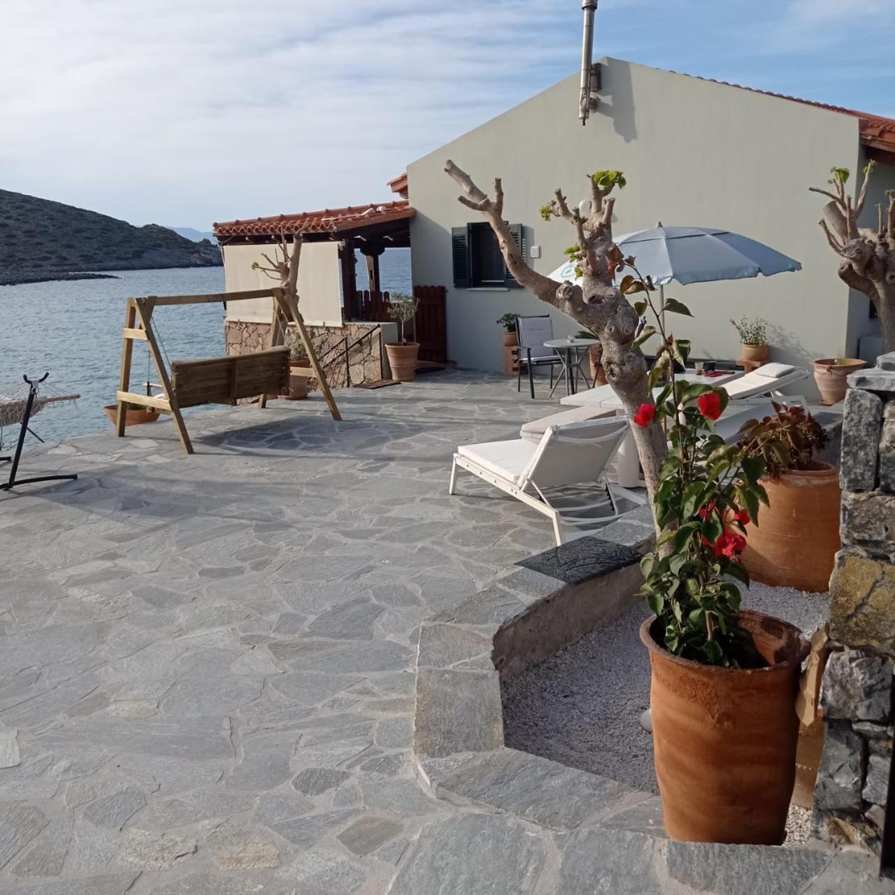 Tholos Alexandra'S Beachfront House Kavoúsion Zewnętrze zdjęcie